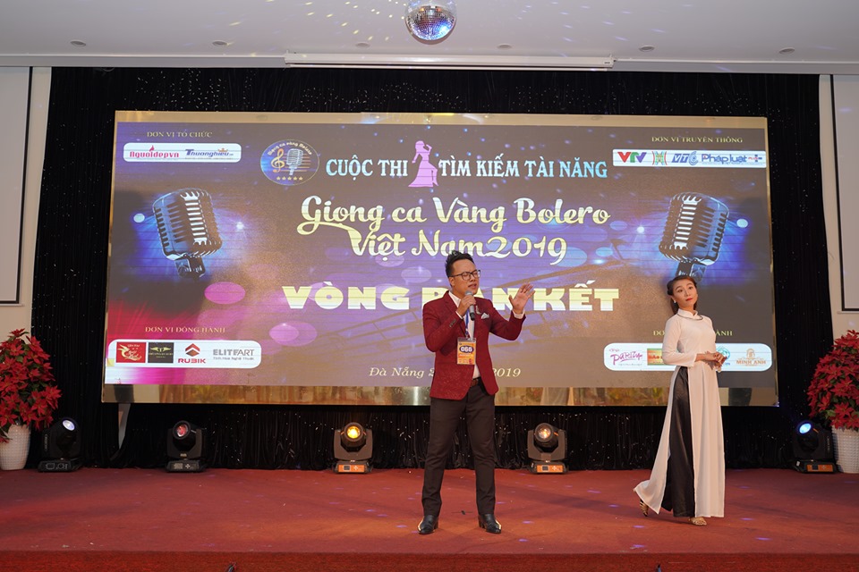 Ảnh sân khấu Vòng Bán kết Giọng ca vàng Bolero Việt Nam 2019