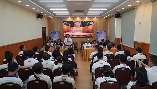 Gặp mặt Top 40 Vòng Chung kết Giọng ca vàng Bolero mùa 10