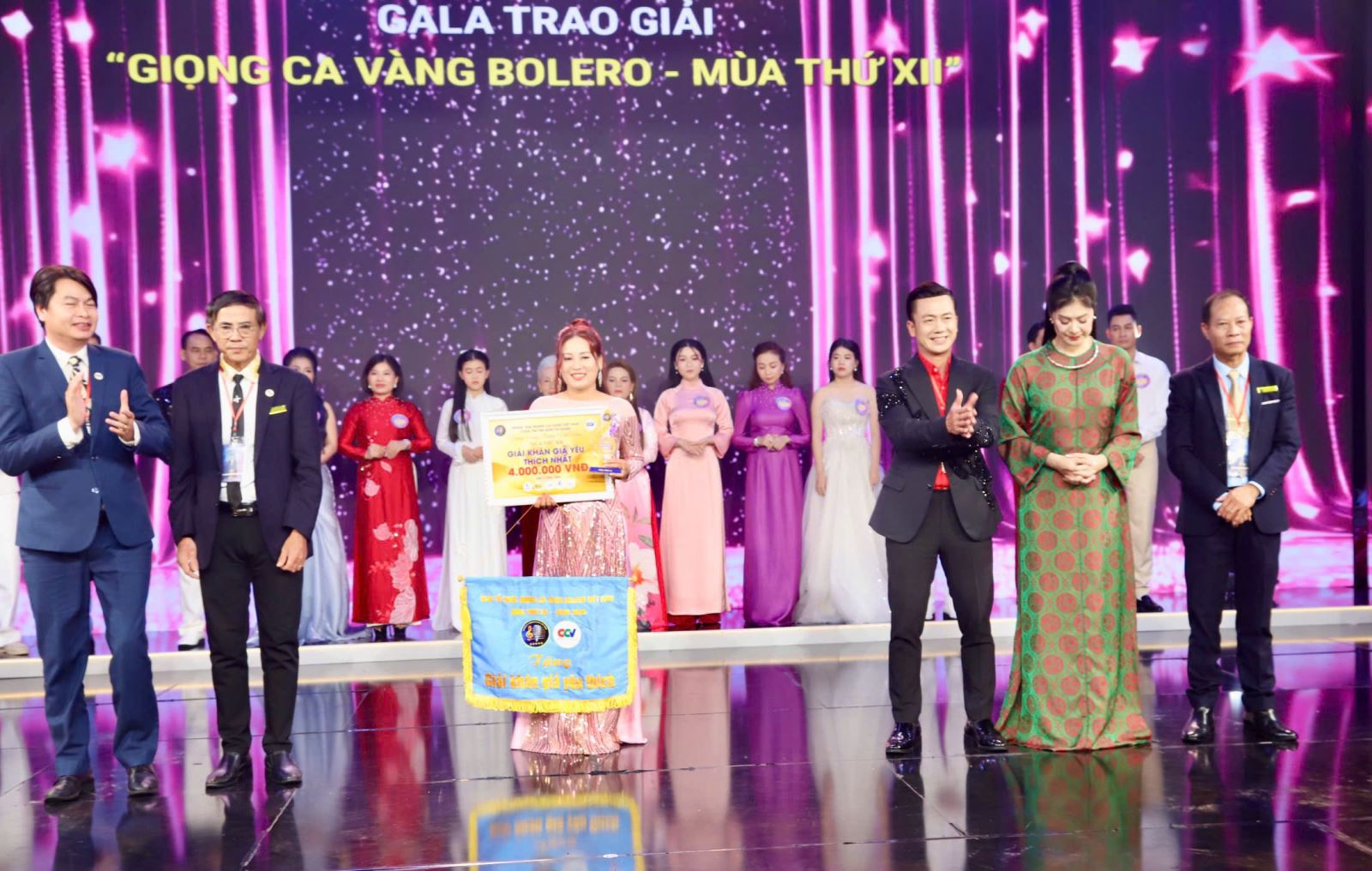 Điền Trương Vương Phi: “Tình cảm của khán giả là phần thưởng quý giá nhất”